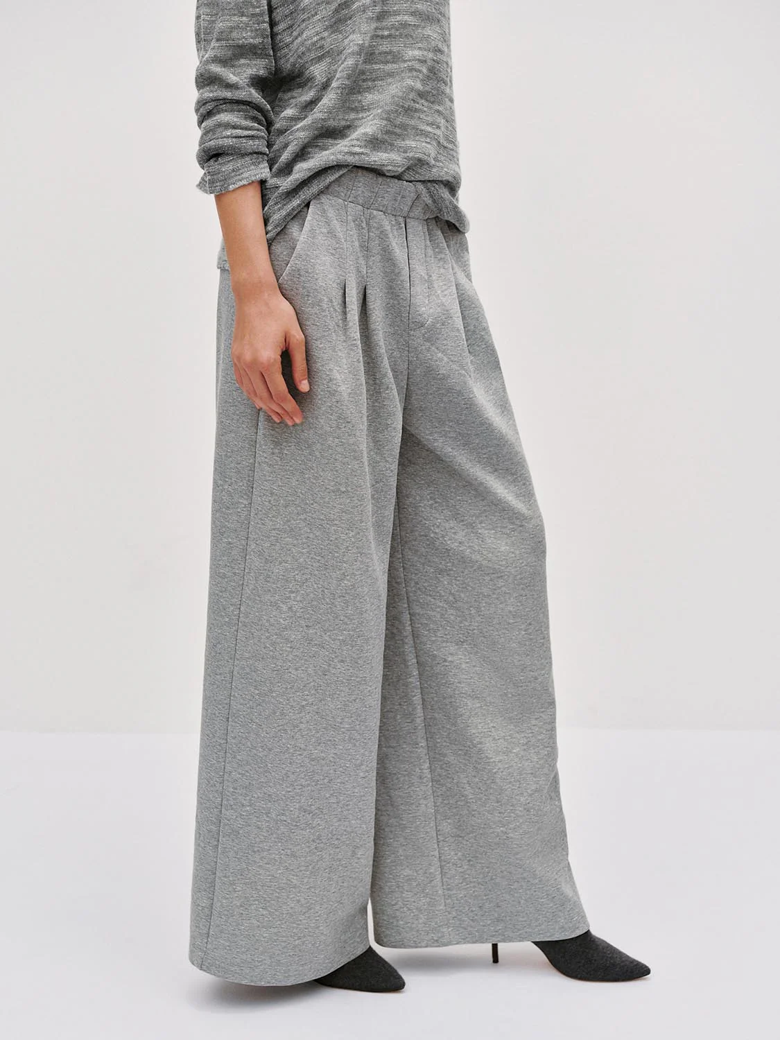 Pleated Wide Leg Pants - Image 3