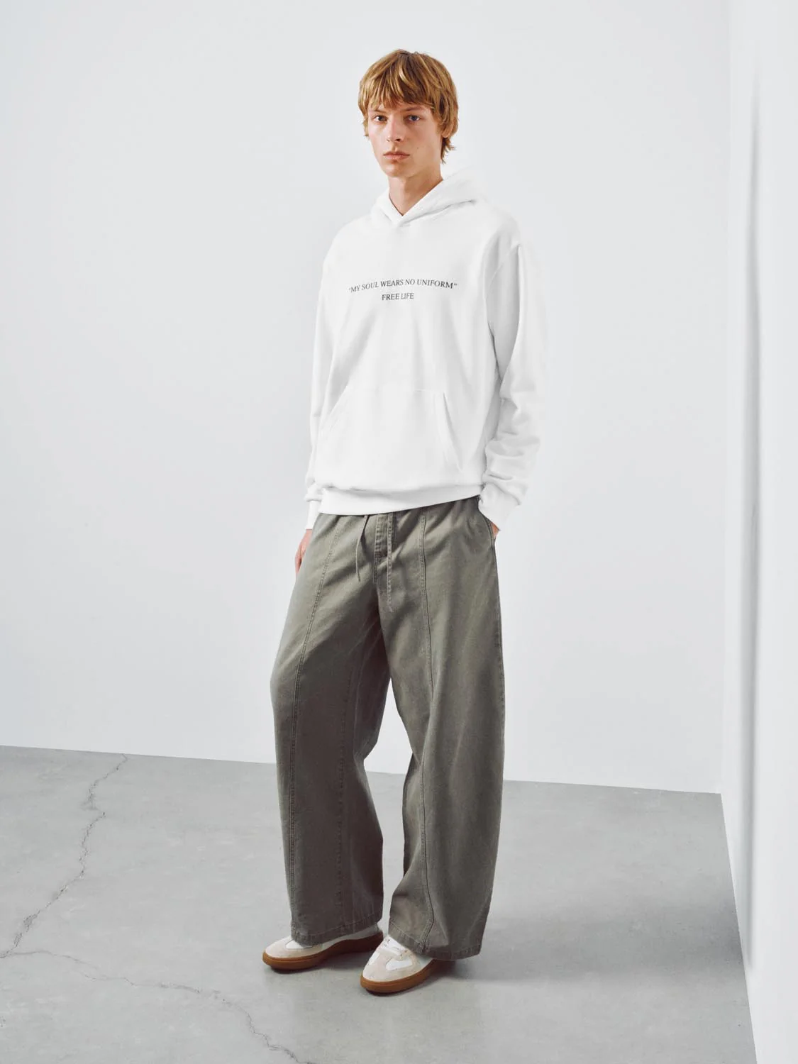 Pull On Drawstring Barrel Leg Pants - Image 14