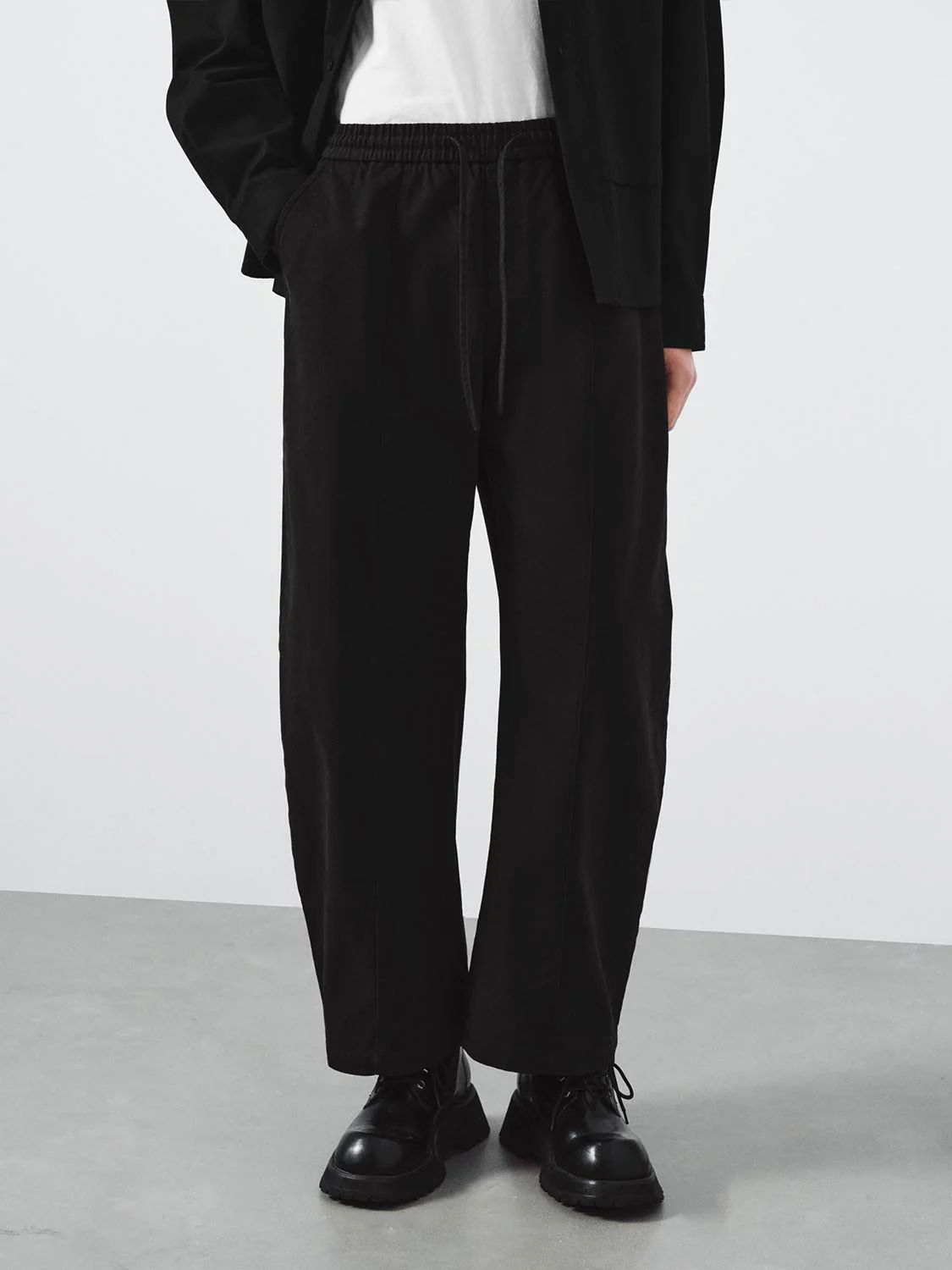 Pull On Drawstring Barrel Leg Pants - Image 17