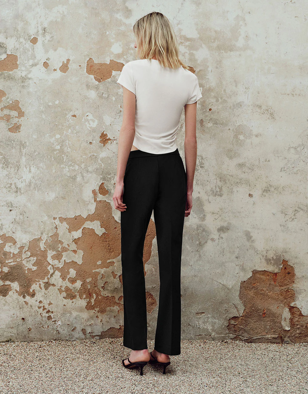 Ruched Square-cut Collar T-Shirt - Image 22