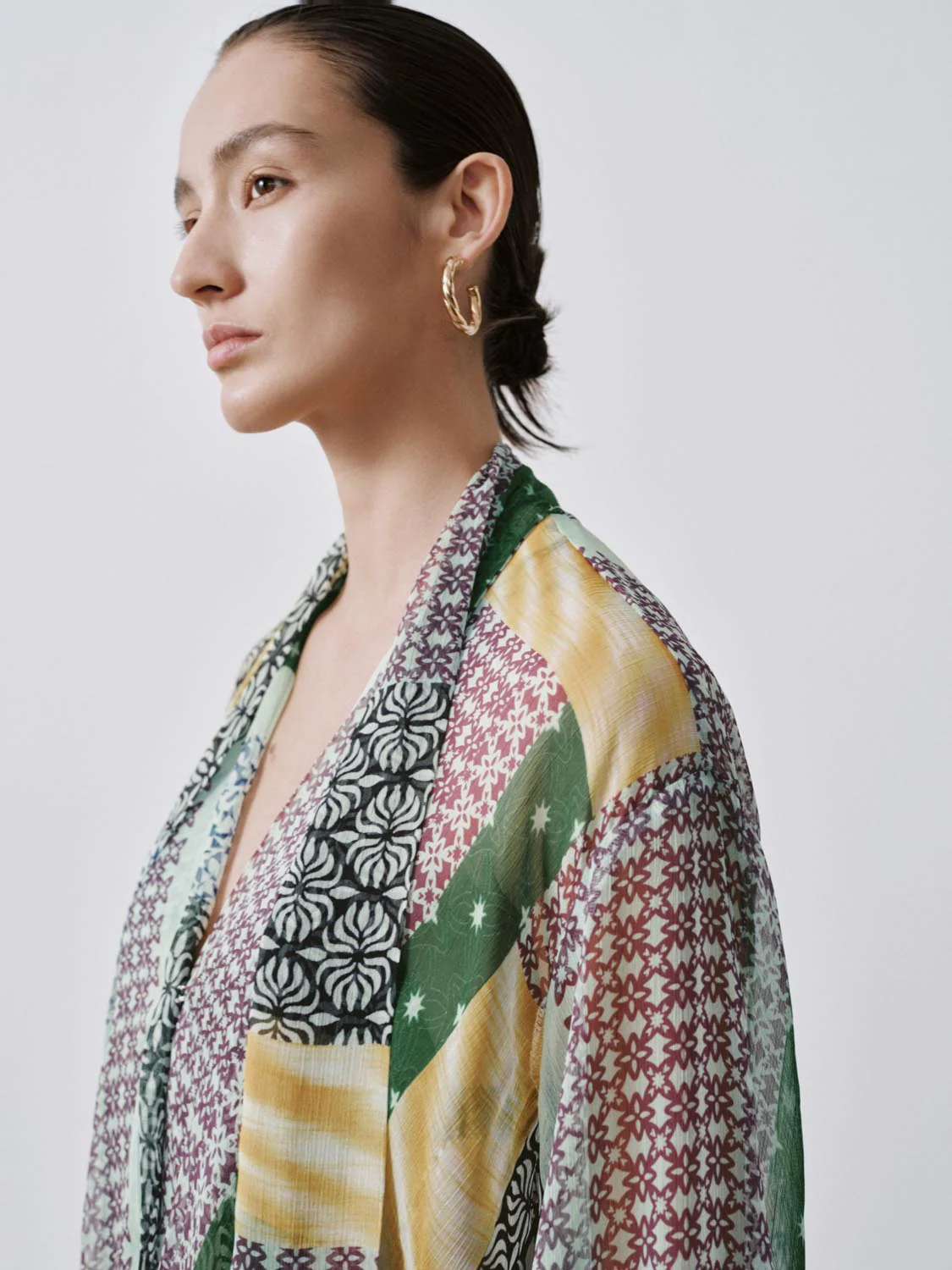Scarf Neck Contrast Spliced Overhead Shirts - Image 3