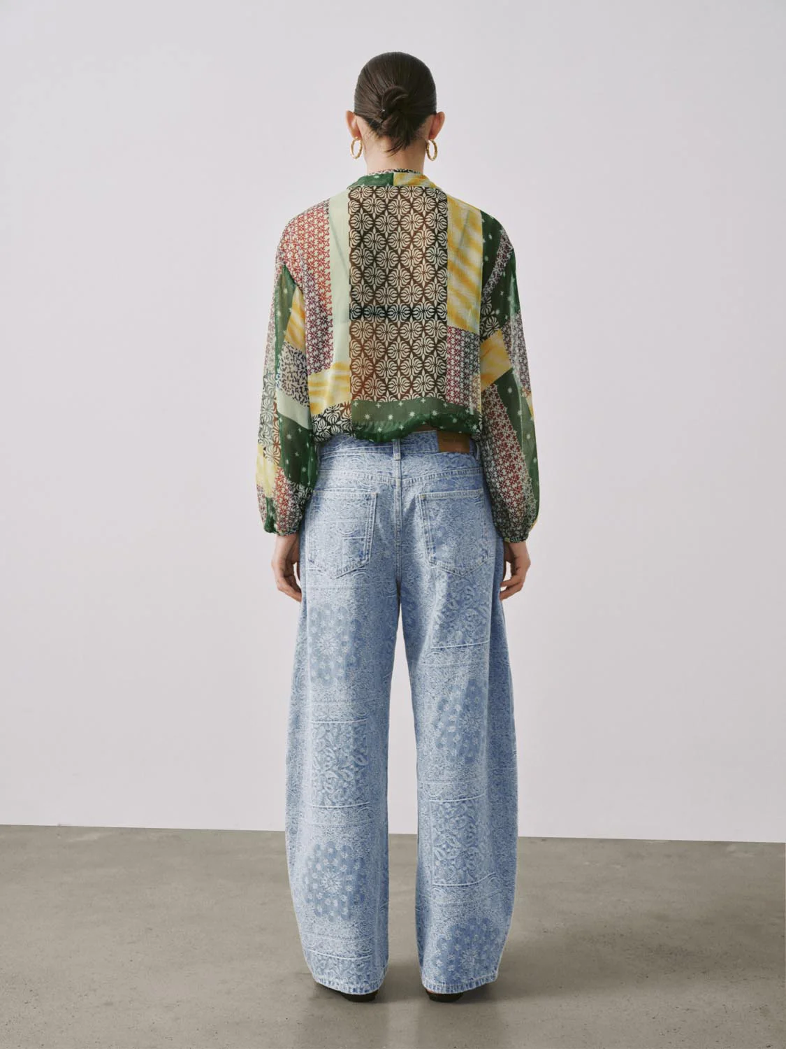Scarf Neck Contrast Spliced Overhead Shirts - Image 6