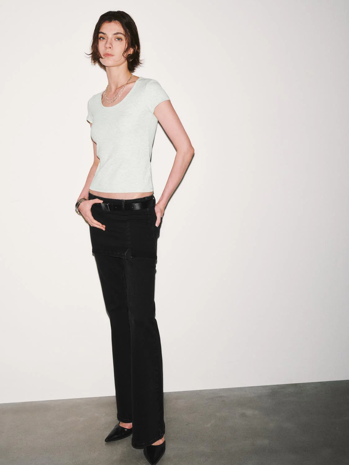 Scoop Neck Capped Sleeve T-Shirts - Image 5