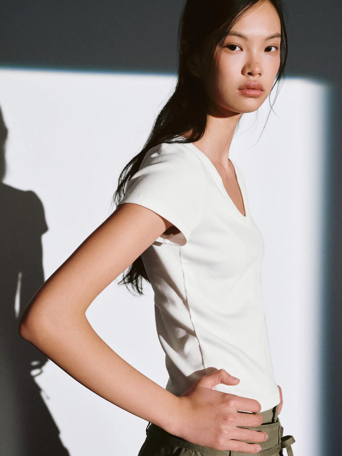 Scoop Neck Cropped Skinny Fit T-Shirts - Image 26