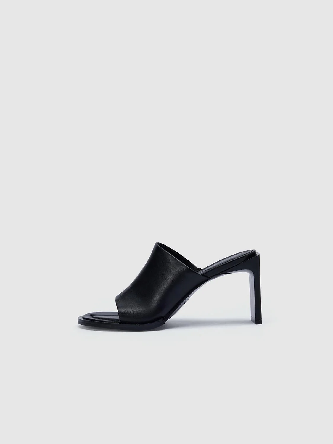 Slippers - Image 3