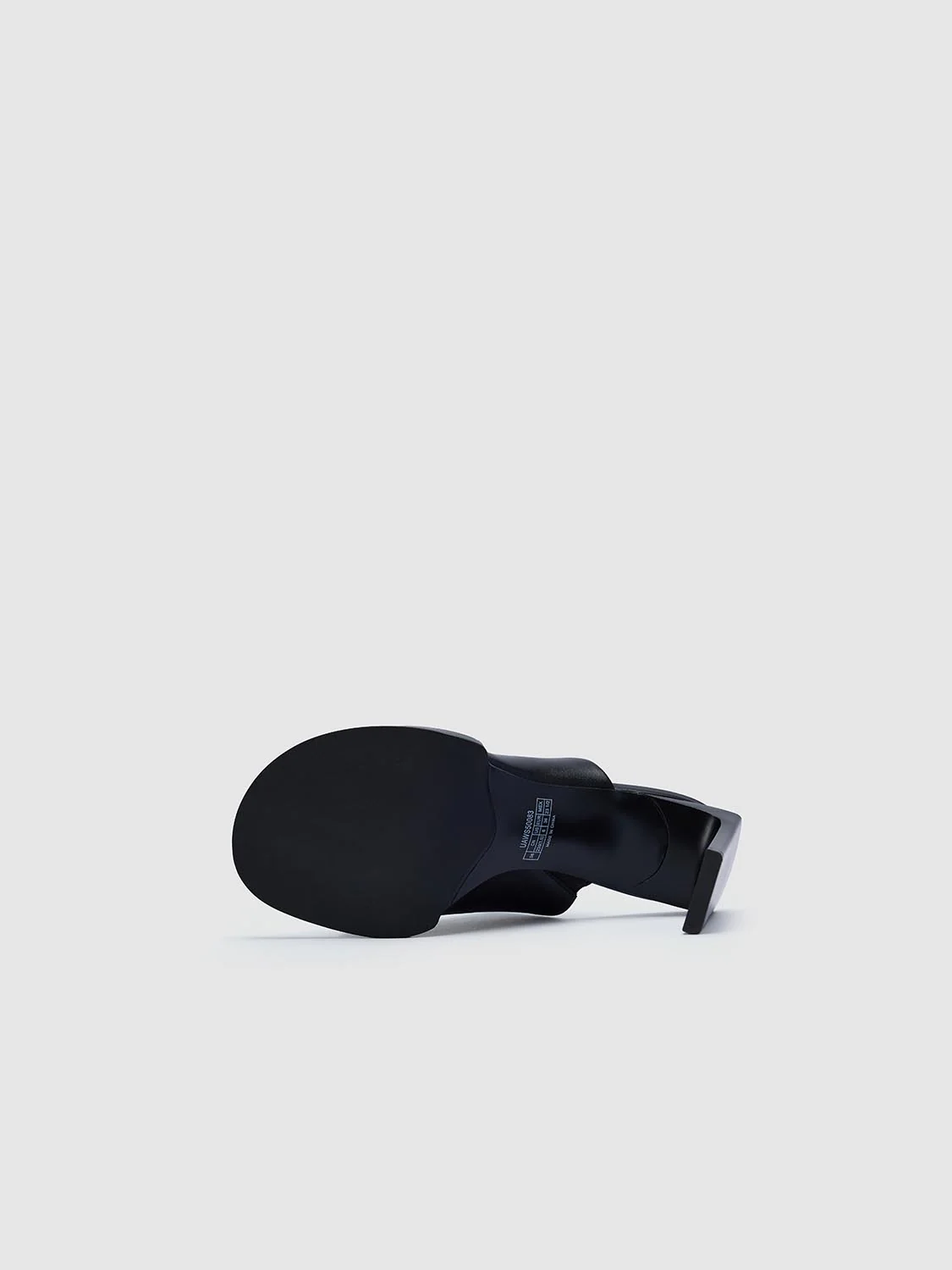 Slippers - Image 4