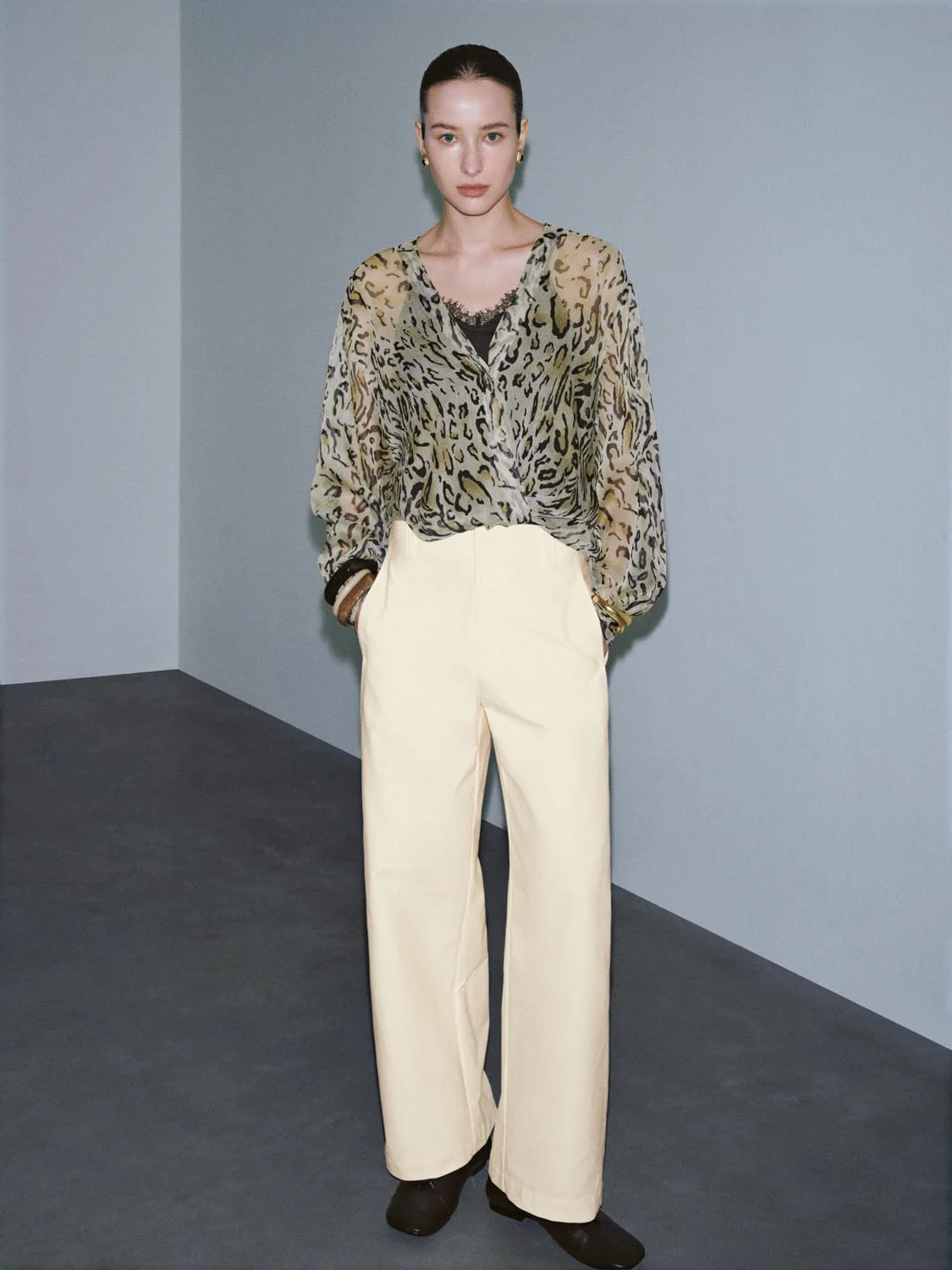 Solid Barrel Leg Pants - Image 15
