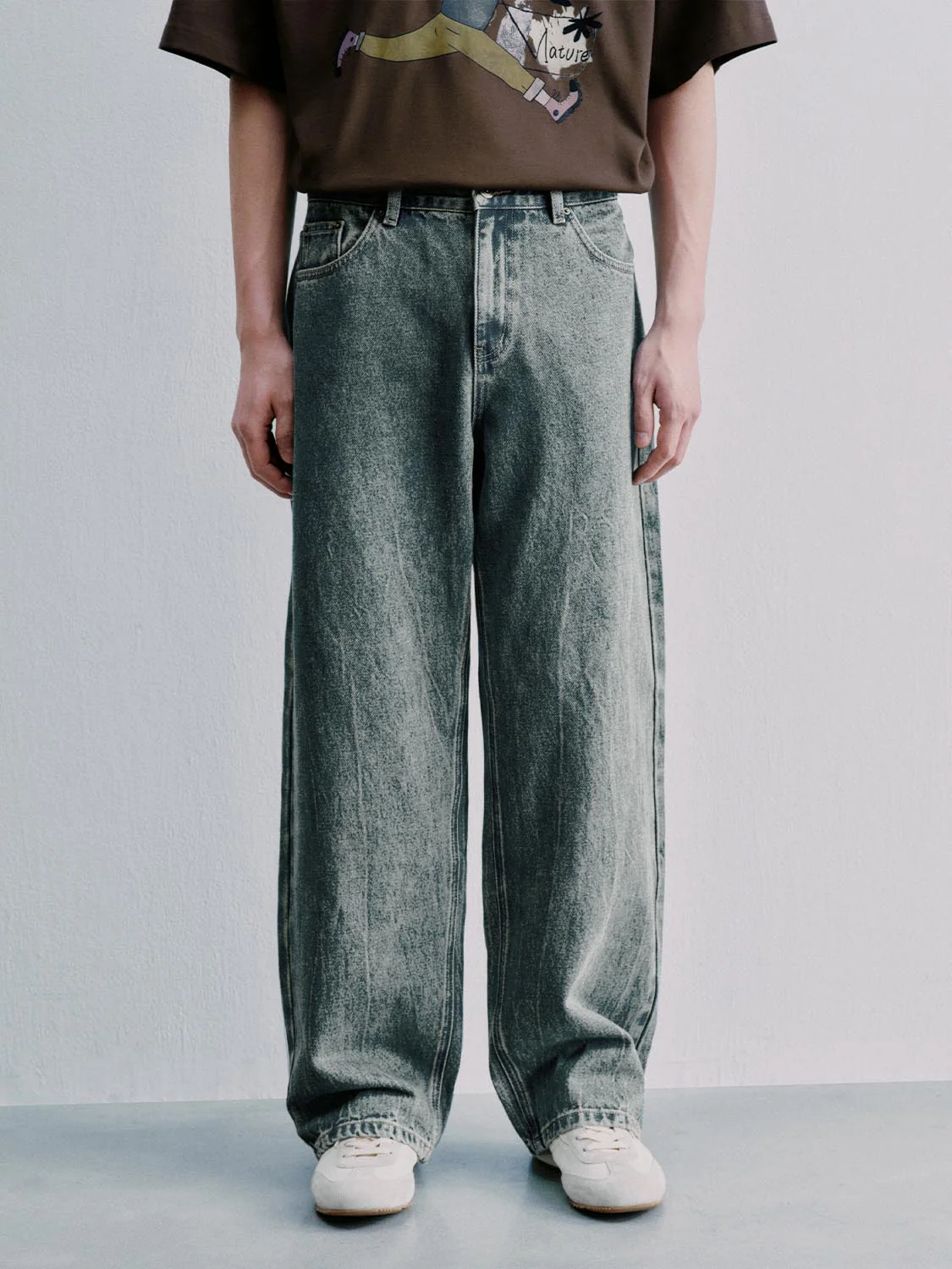 Straight Leg Jeans - Image 9
