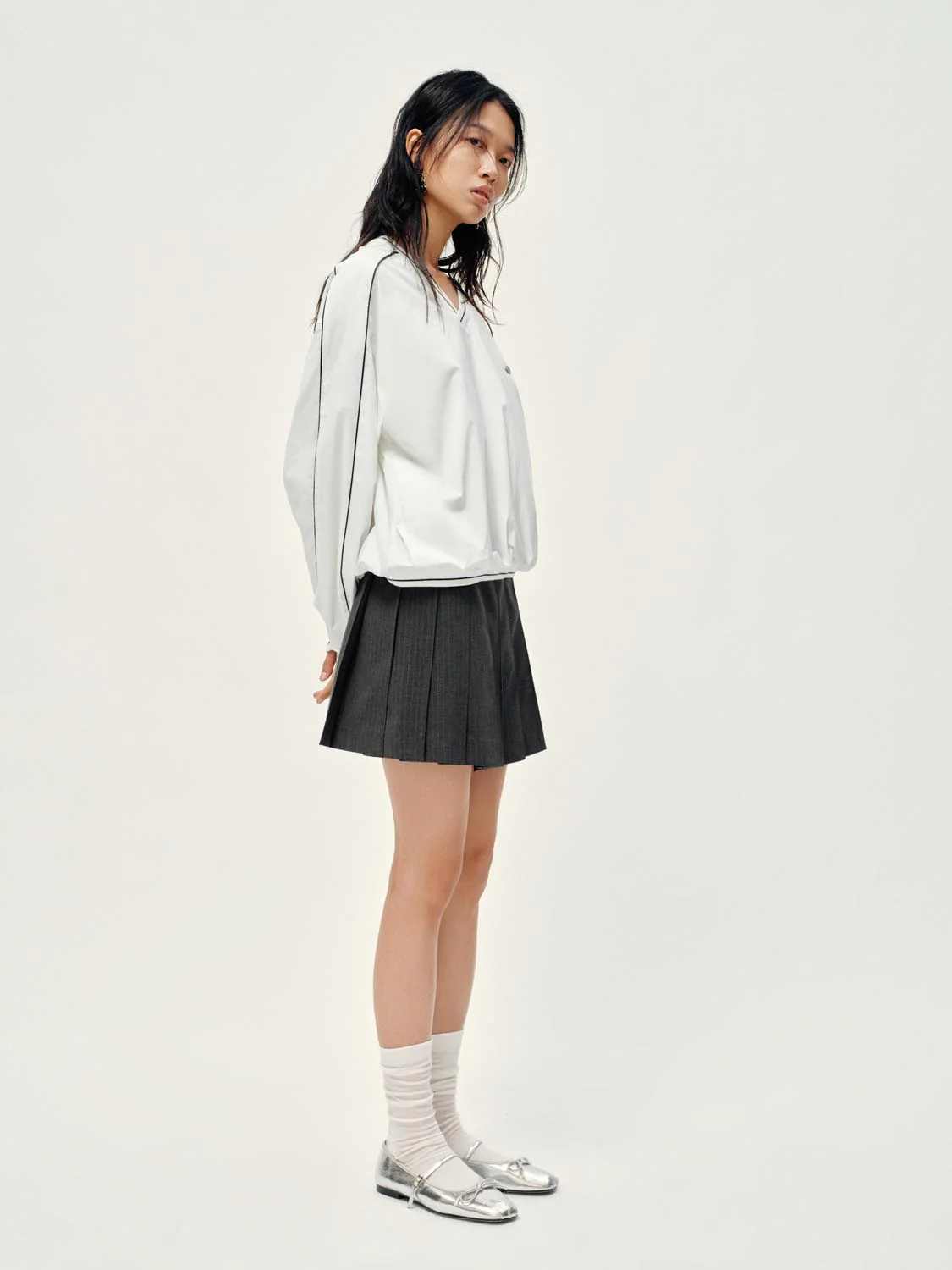 Striped Contrast Trim V-Neck Overhead Shirts - Image 4