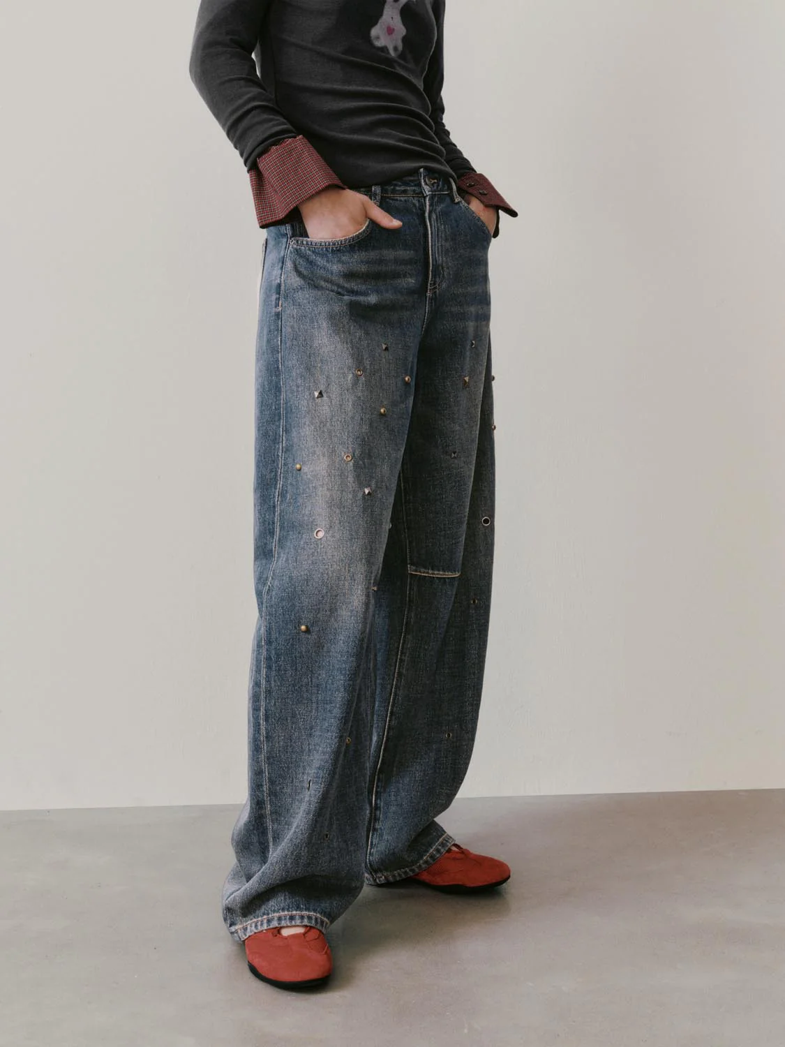 Studded Barrel Leg Jeans - Image 3