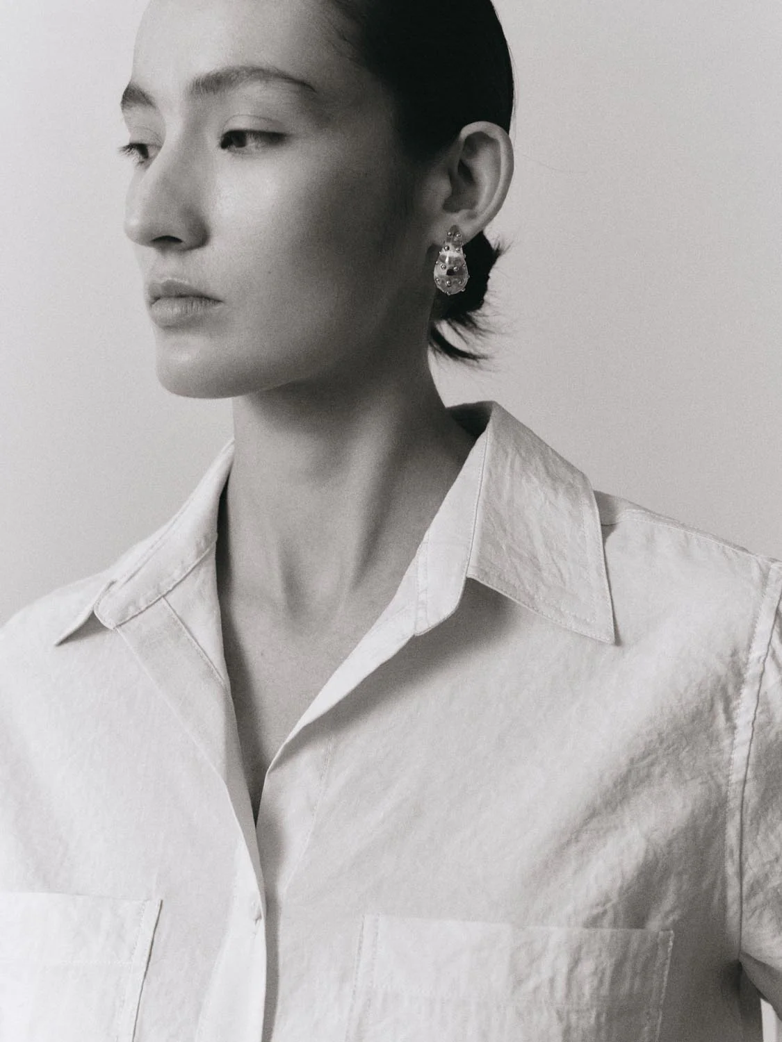 Symmetric Patch Pocket Shirts - Image 3