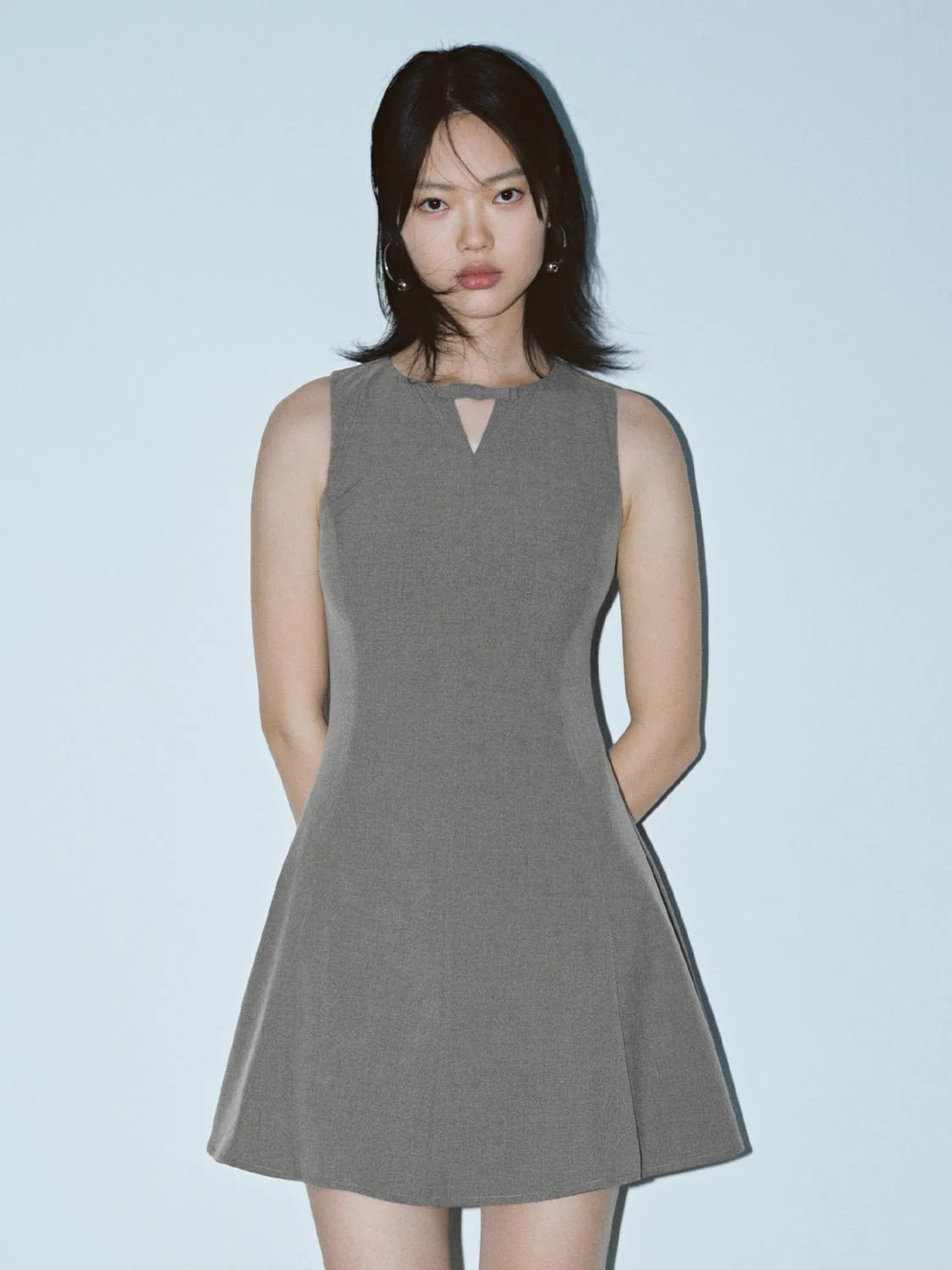 Tailored Nipped-Waist Sleeveless A-Line Midi Dresses - Image 8