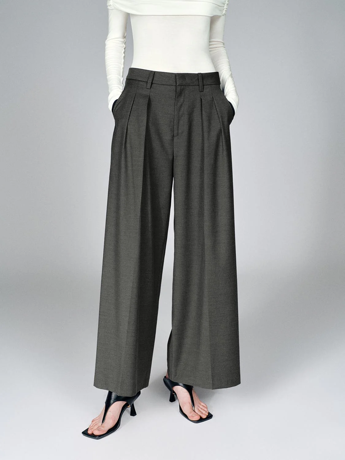 Tailored Pleated Wide Leg Pants