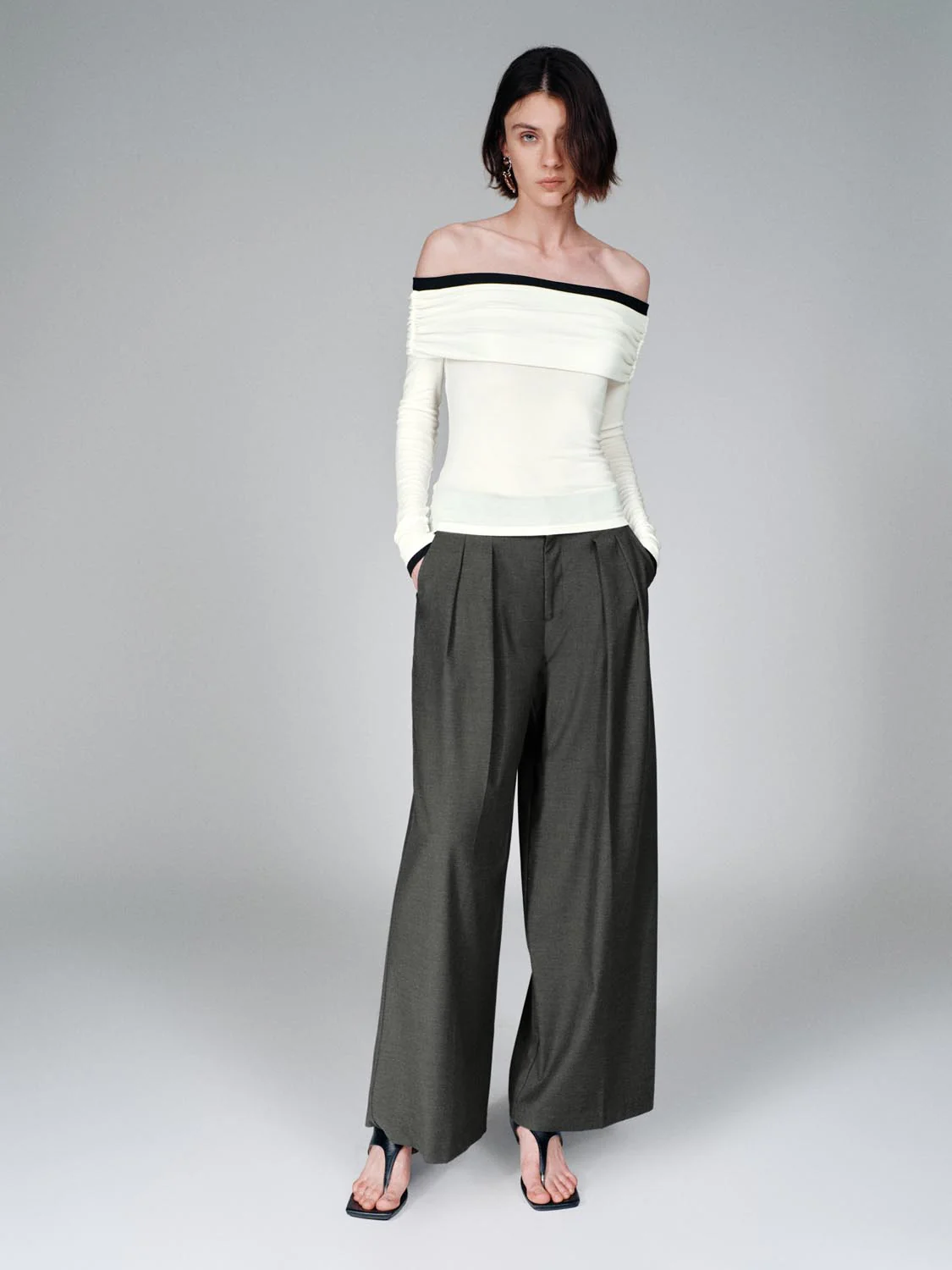 Tailored Pleated Wide Leg Pants - Image 7