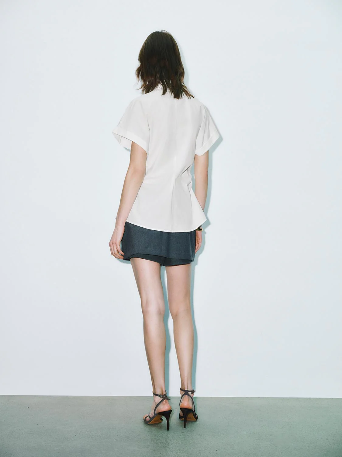 Tapered Waist Short Sleeve Shirts - Image 13