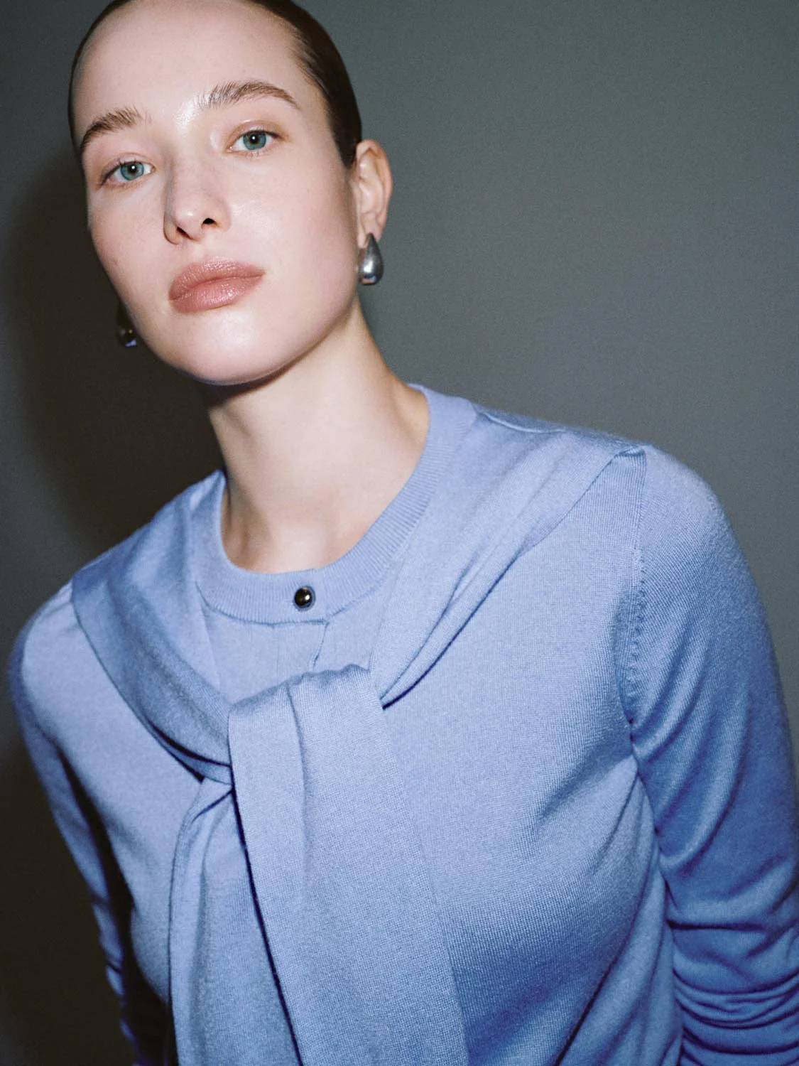 Tie Front Crew Neck Knitted Cardigans - Image 3