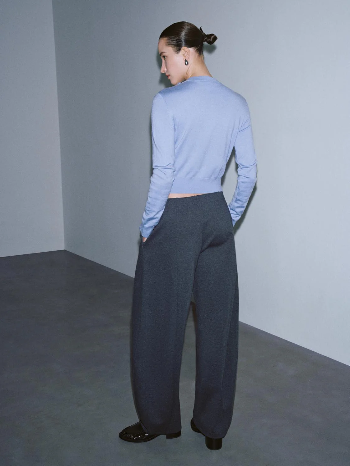Tie Front Crew Neck Knitted Cardigans - Image 6