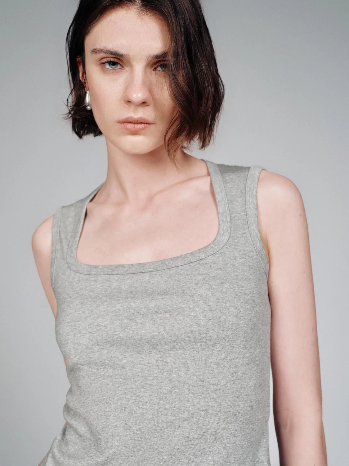 U-Neck Sleeveless Skinny-Fit Midi Dresses - Image 11