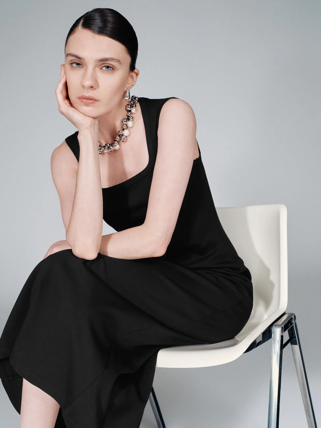 U-Neck Sleeveless Skinny-Fit Midi Dresses - Image 19