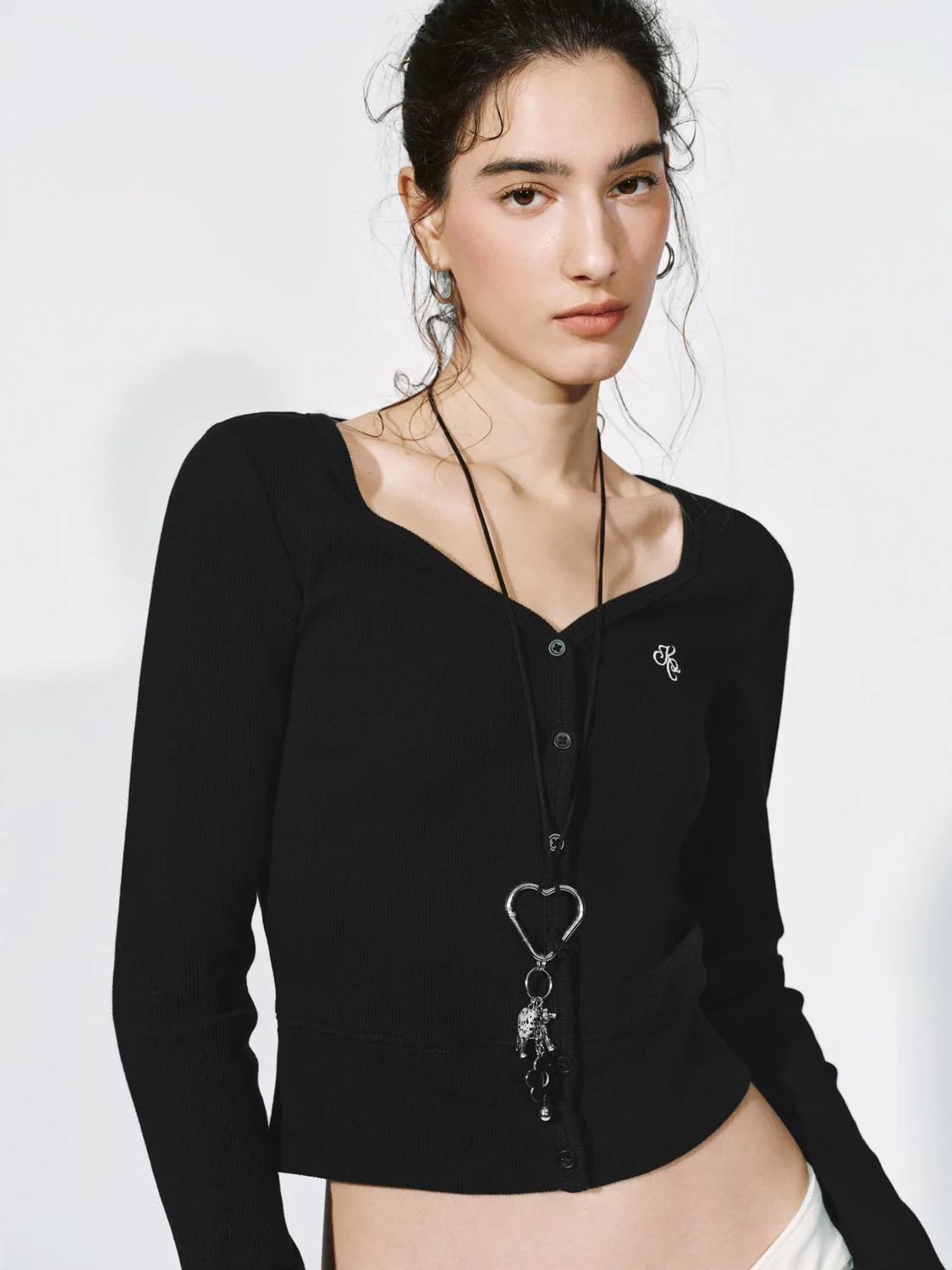 V-Neck Embroidered Slim Fit Long Sleeve Knitted T-Shirts - Image 19