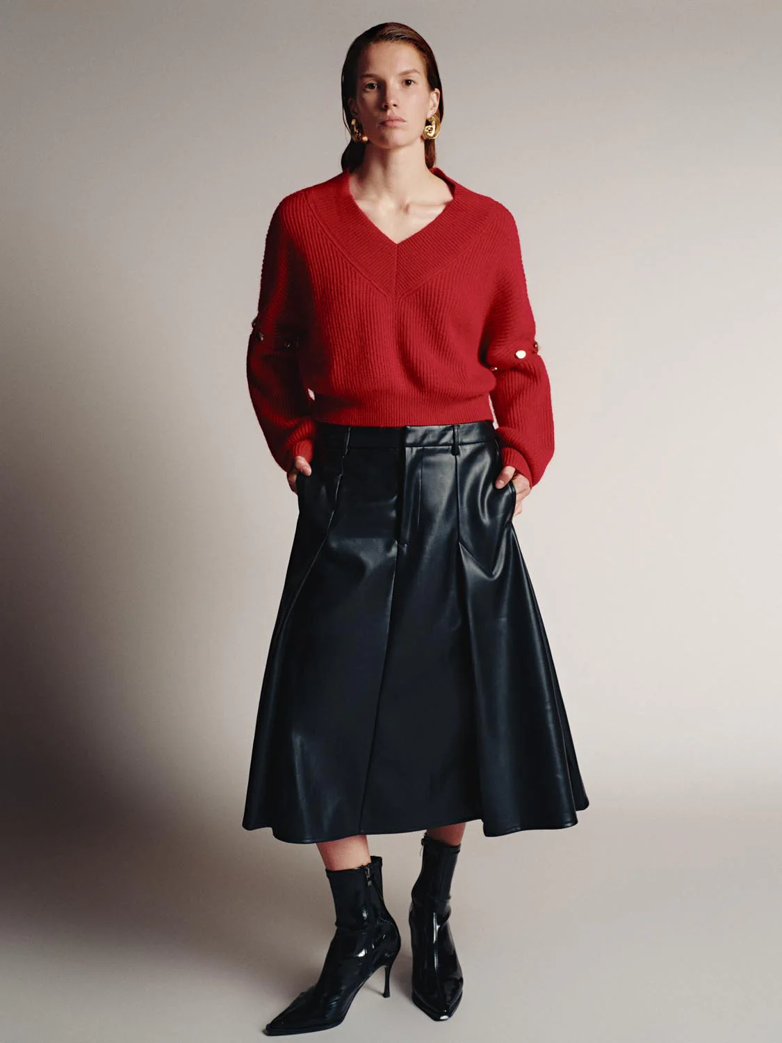 V-Neck Long Sleeve Knitted T-Shirts - Image 4