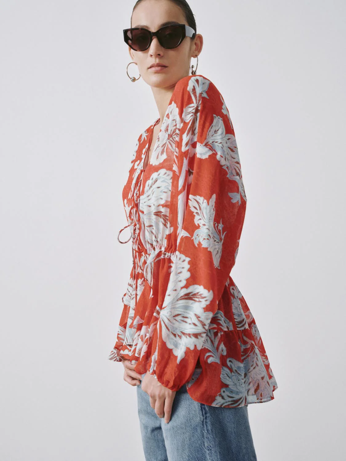 V-Neck Tie Detail Floral Intarsia Overhead Shirts - Image 2