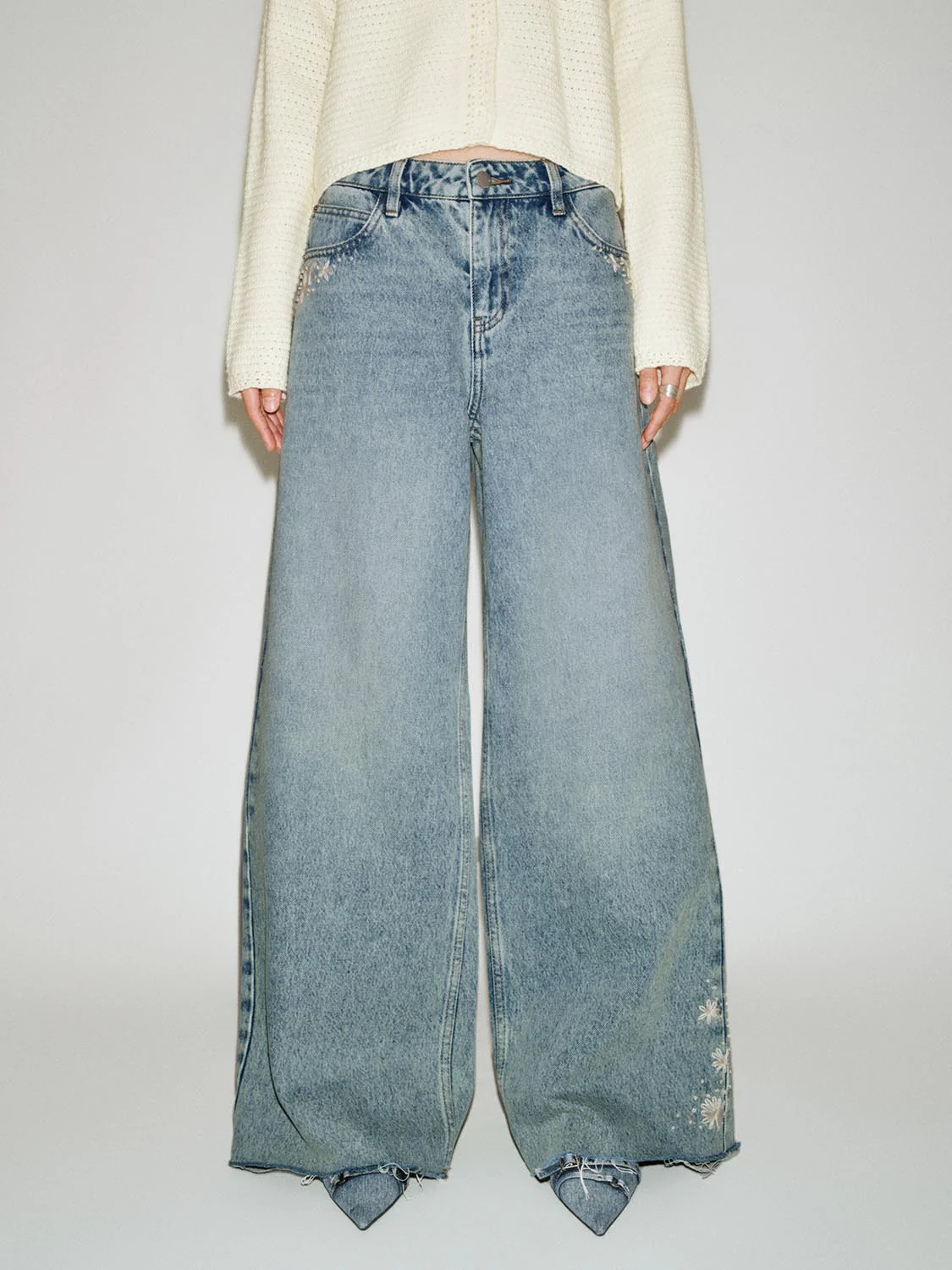 Wide Leg Jeans - Image 9