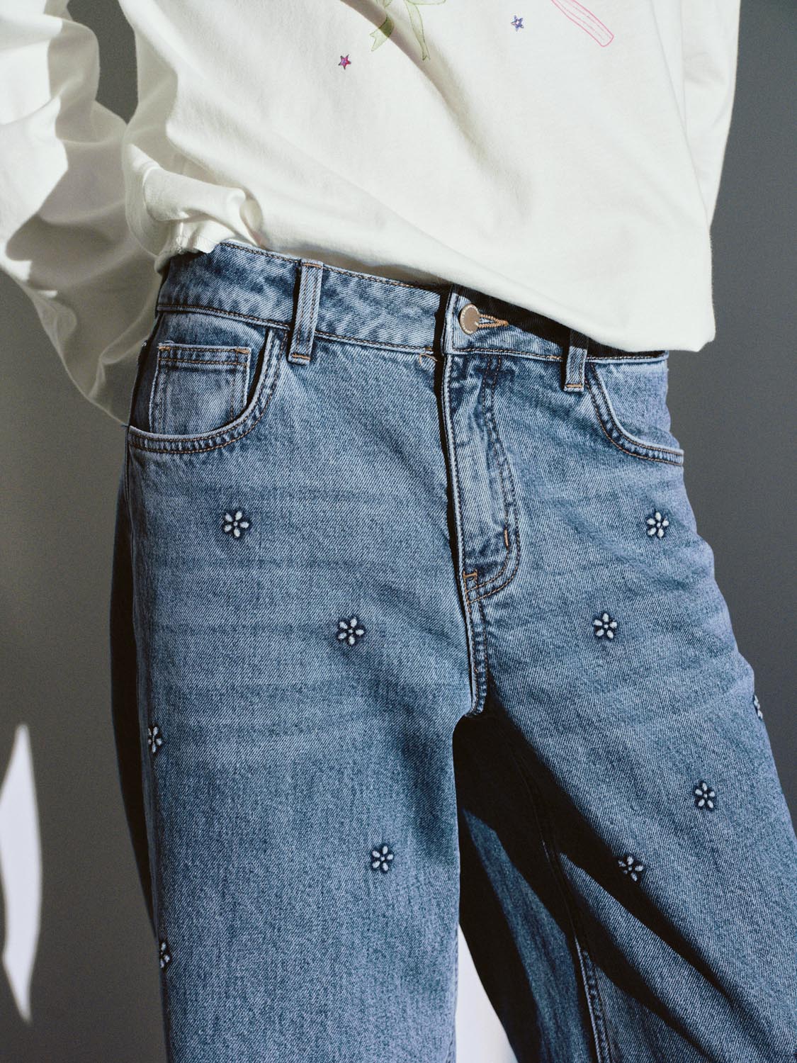 Wide Leg Jeans - Image 4